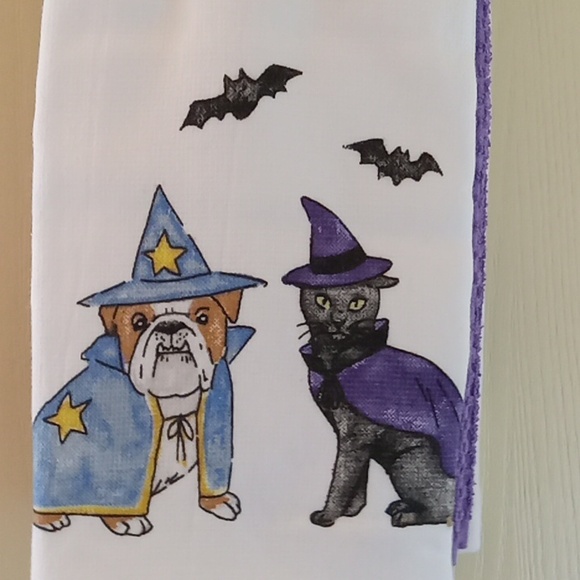 Rae Dunn Halloween Towel Set of 3 - Picture 6 of 6